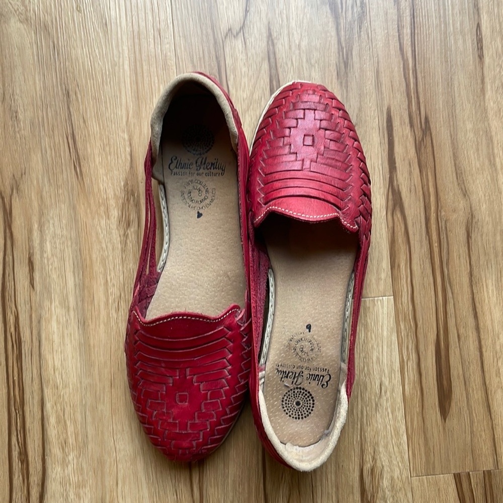 Red Ethnic Heritage huaraches sandals